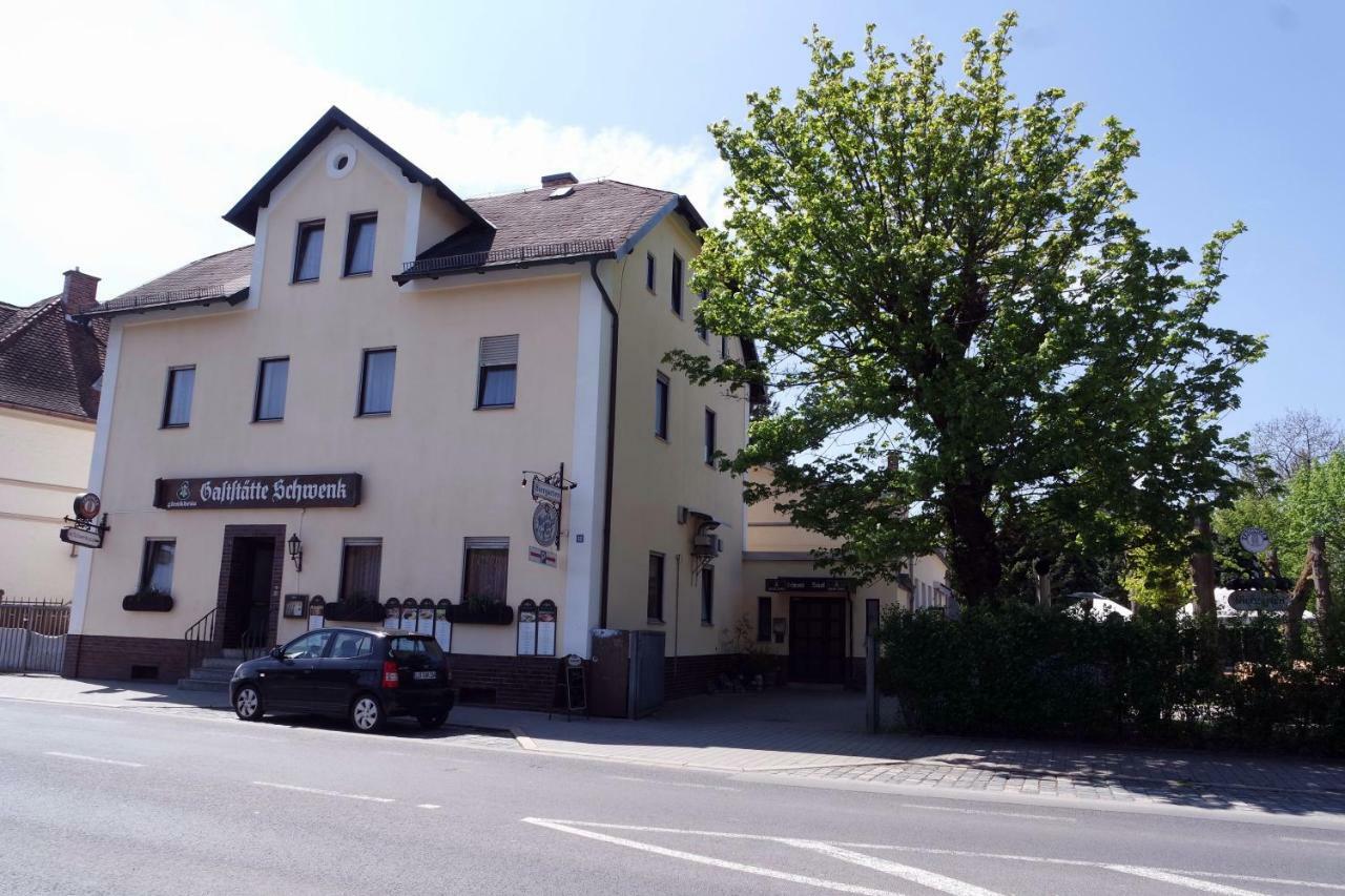 Gaststaette Schwenksaal Zajazd *